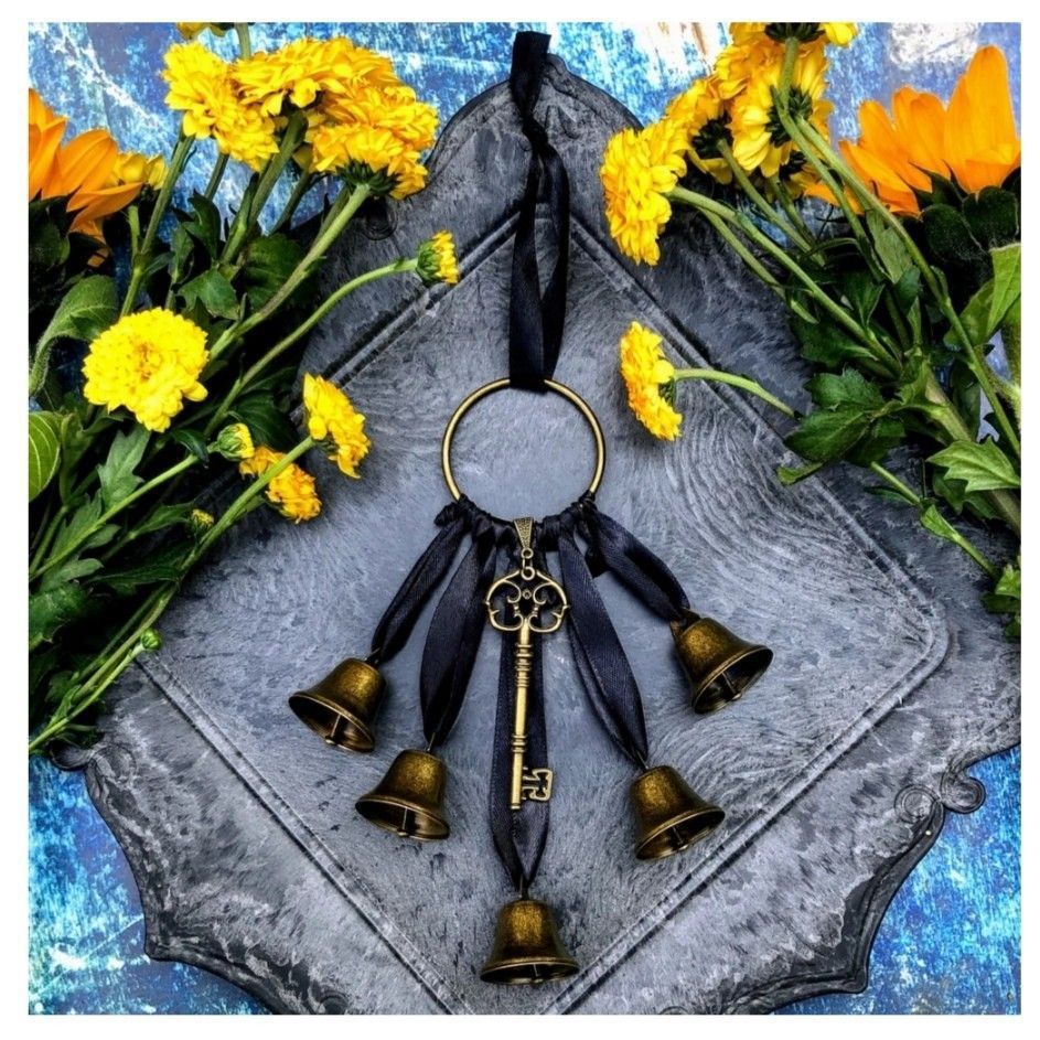 Family Preservation Kitchen Altar Witch Bell Decoration