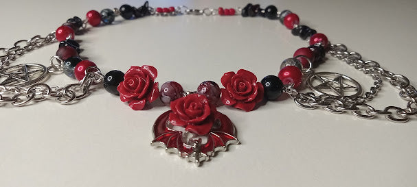 Vamptress Choker