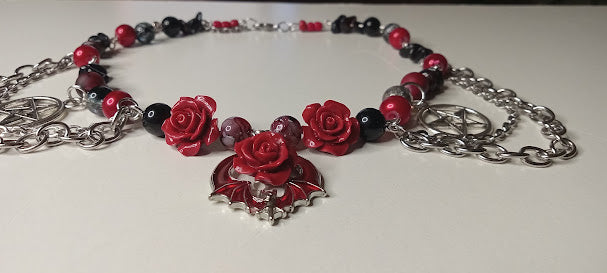 Vamptress Choker