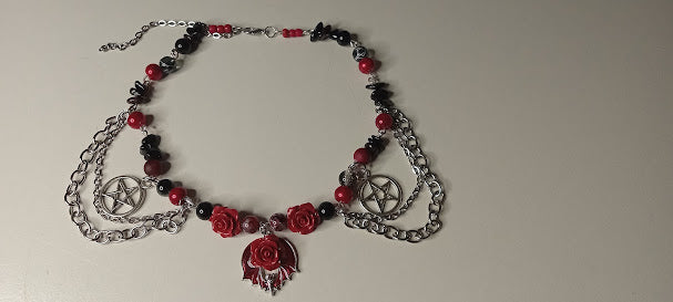 Vamptress Choker