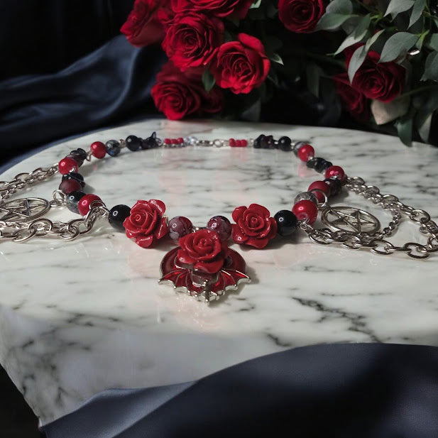 Vamptress Choker